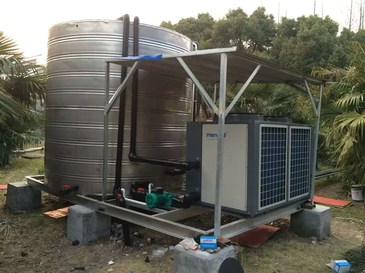 職工公寓空氣源熱泵熱水工程